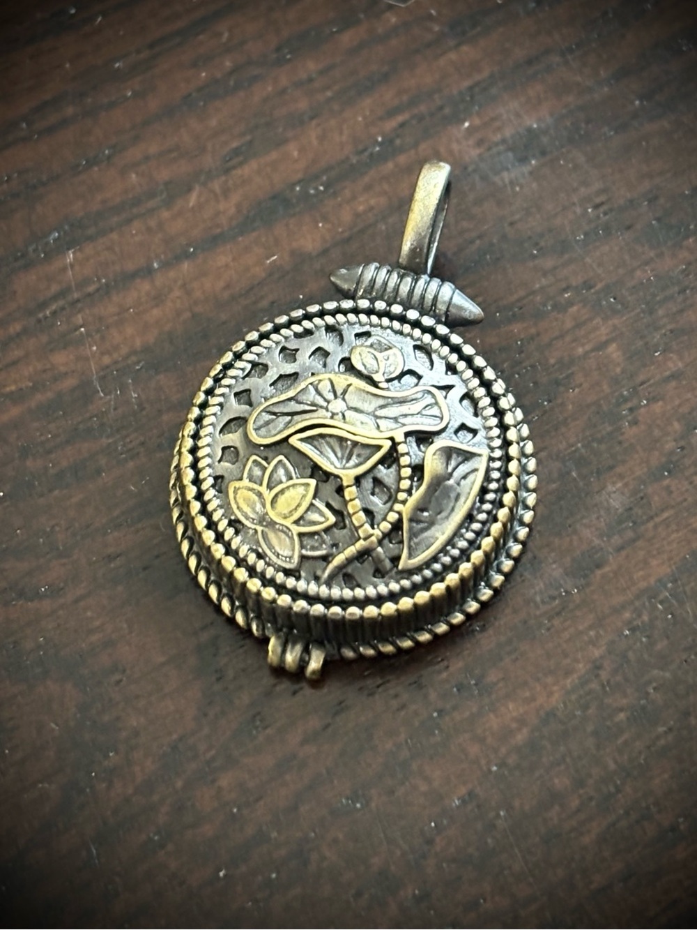 Antique-Style Lotus Flower Round Locket Pendant in Two-Tone Brass - Lot of 3
